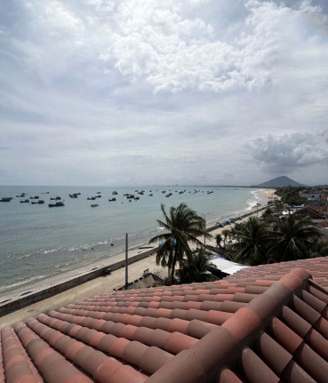 Biệt thự biển Phú Yên ứng dụng ngói Mediteriano