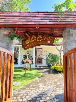 Ngói ManVillas ứng dụng kiến trúc Villa (Lạc Villa - Hội An) 01