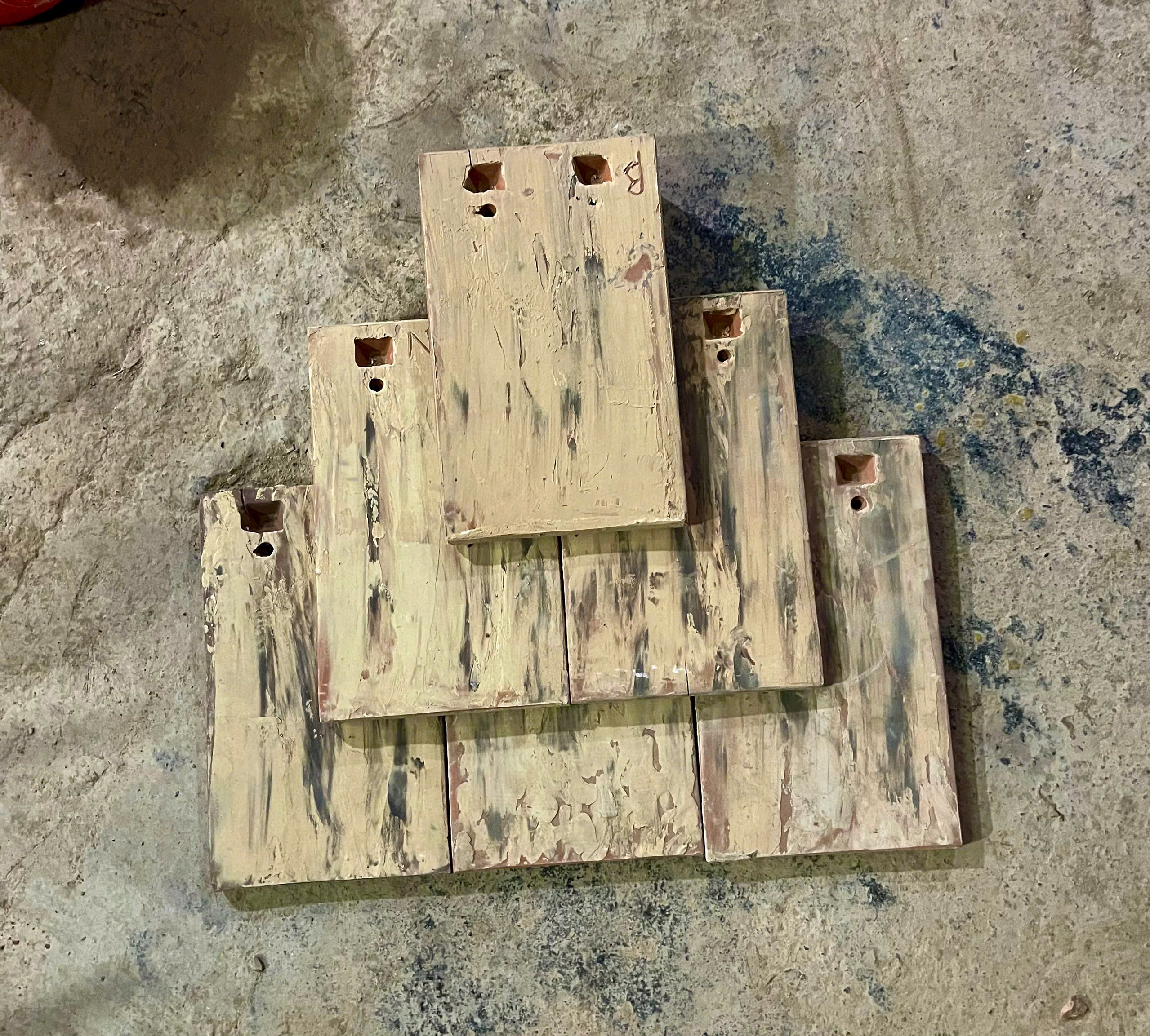 Màu gỗ tuyết tùng