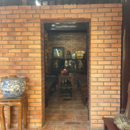 Gạch thẻ ốp tường nhà cổ - nhà thờ họ