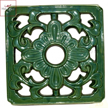 Gạch thông gió hoa cúc tráng men xanh đồng cổ 01