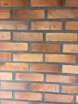 Gạch thẻ ốp tường nhà cổ - nhà thờ họ 01