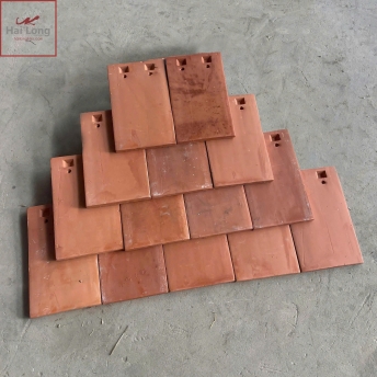 ngói ManVillas tone màu đỏ đào đỏ đậm nâu gốm