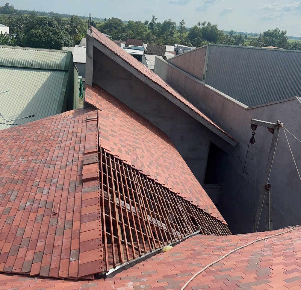 Đỏ đào - Đỏ đậm - Nâu đen